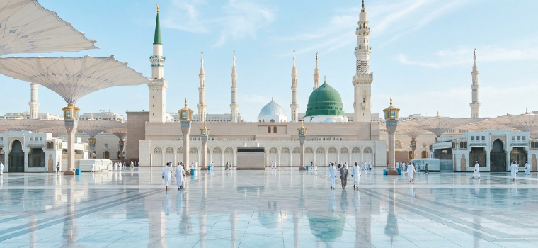 Lucknow 25 December Deluxe Package